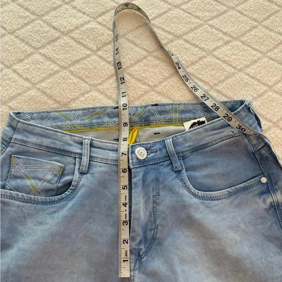 Black owl, designer jeans, size 32 light wash denim - Picture 8 of 13